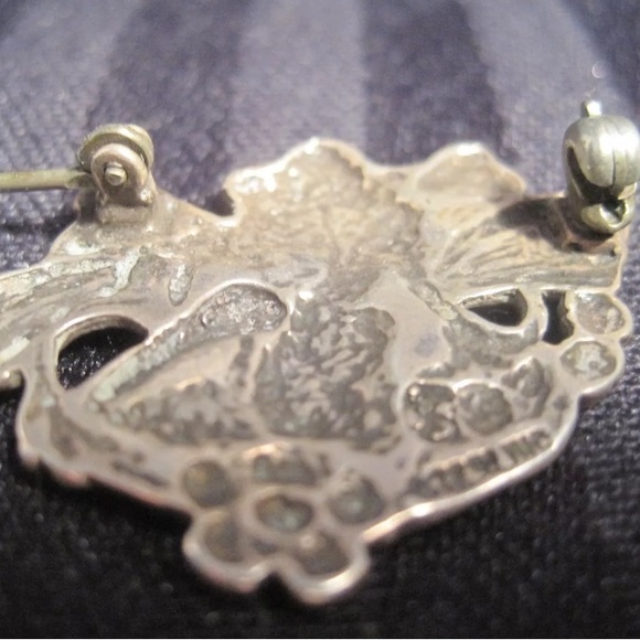 ANTIQUE Art Deco Repoussé Figural Maiden Goddess Fairy Lady STERLING Pin Brooch - Picture 7 of 8